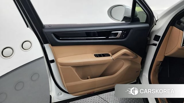 Porsche Cayenne (PO536) id 4430102 из Кореи 16