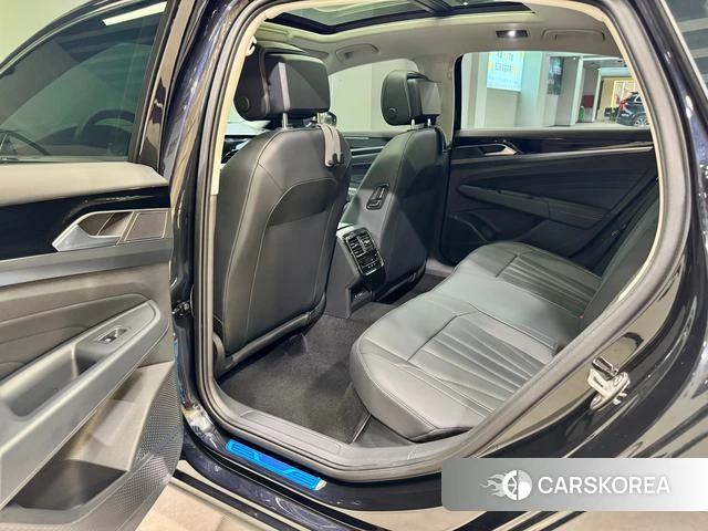 Volkswagen Passat id 3876057 из Китая 16