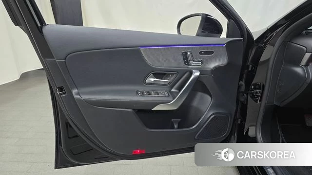 Mercedes-Benz A-Class W177 id 4637010 из Кореи 16