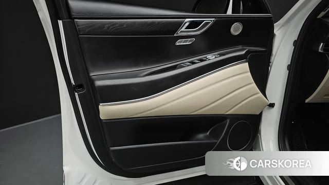 Genesis GV80 id 4792924 из Кореи 16