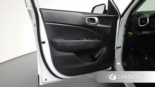 Hyundai Venue id 4937402 из Кореи 16