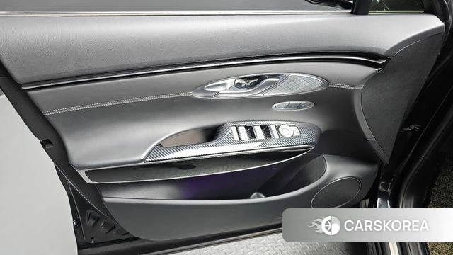 Genesis GV70 id 4836124 из Кореи 16