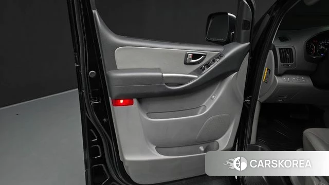 Hyundai The New Grand Starex id 4907068 из Кореи 16