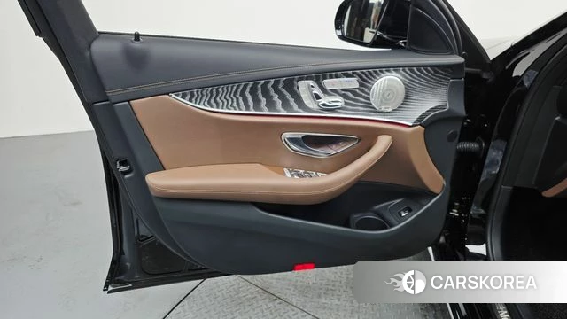 Mercedes-Benz E-Class W213 id 4630885 из Кореи 16