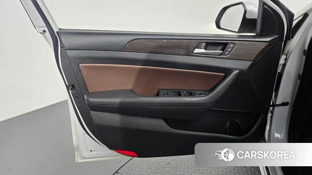 Hyundai Sonata New Rise Hybrid id 4918917 из Кореи 16