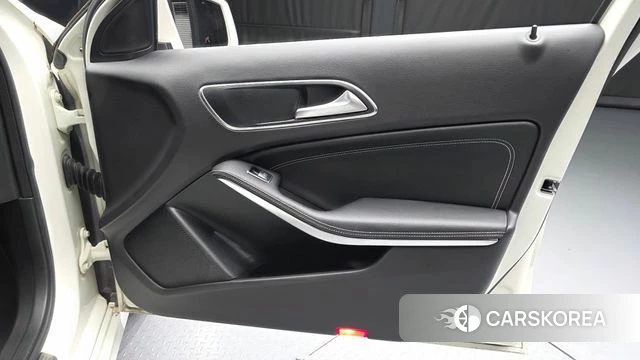 Mercedes-Benz A-Class W176 id 4678044 из Кореи 16