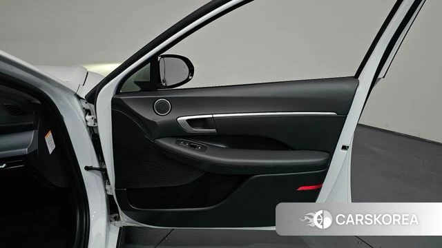 Hyundai Sonata D Edge Hybrid (DN8) id 4612951 из Кореи 16