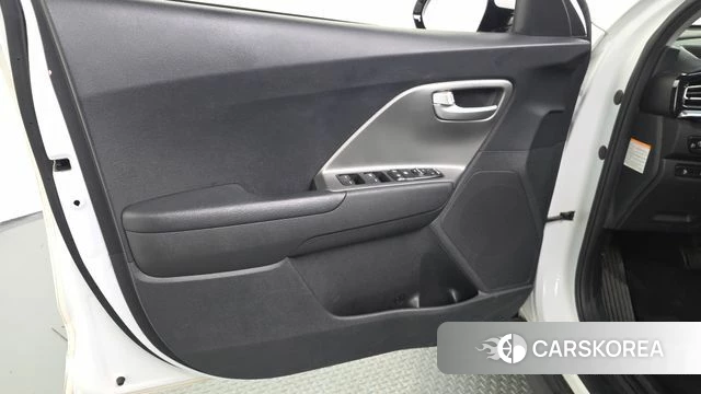 Kia Niro Plus id 4641107 из Кореи 16