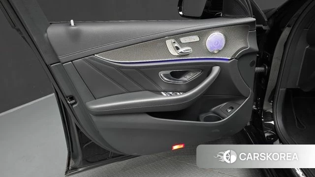 Mercedes-Benz E-Class W213 id 4330665 из Кореи 16