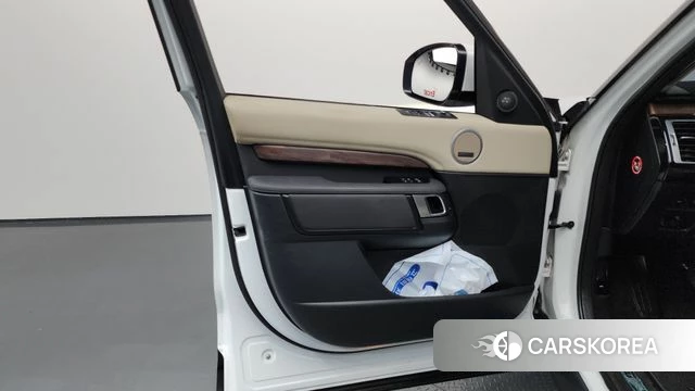 Land Rover Discovery 5 id 4356537 из Кореи 16