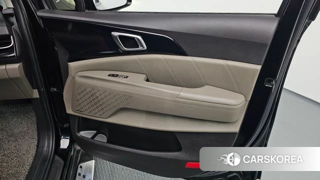 Kia The New Carnival 4th Generation id 4630371 из Кореи 16