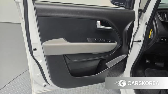 Kia The New Kia Ray id 4711358 из Кореи 16