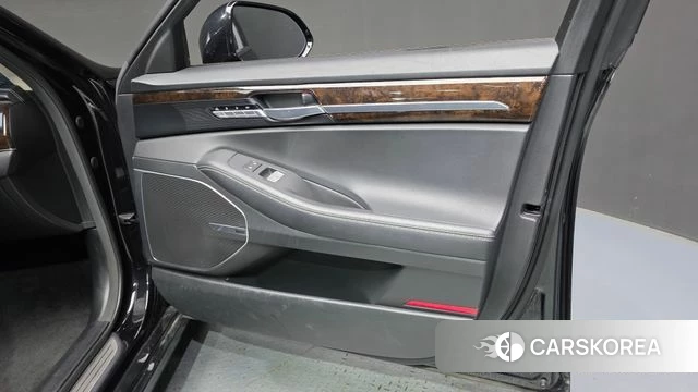 Genesis G90 id 4746420 из Кореи 16