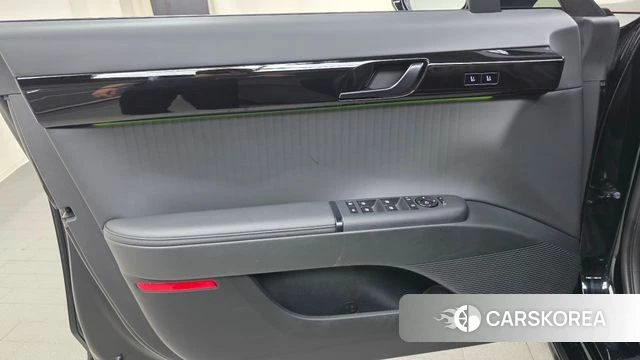 Hyundai Grandeur Hybrid (GN7) id 4898232 из Кореи 16