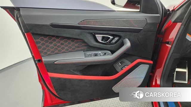 Lamborghini Urus id 4566439 из Кореи 16