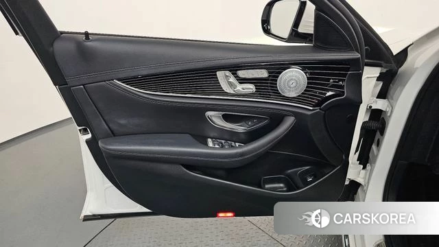 Mercedes-Benz E-Class W213 id 4344854 из Кореи 16
