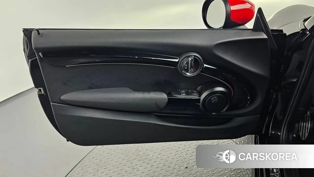 Mini Cooper S id 4302868 из Кореи 16