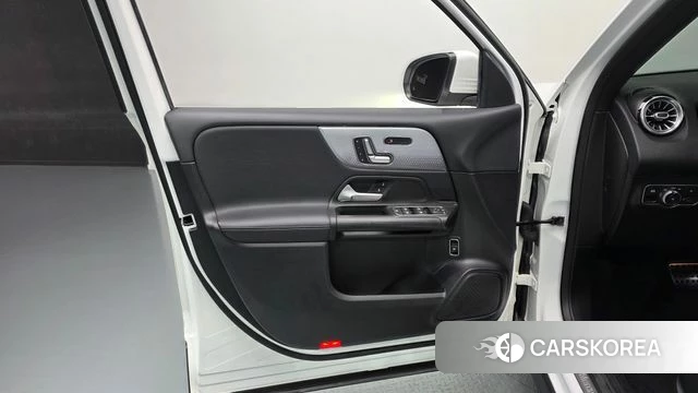 Mercedes-Benz GLB-Class X247 id 4383258 из Кореи 16