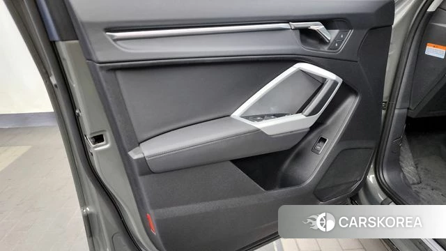 Audi Q3 (F3) id 4266915 из Кореи 16