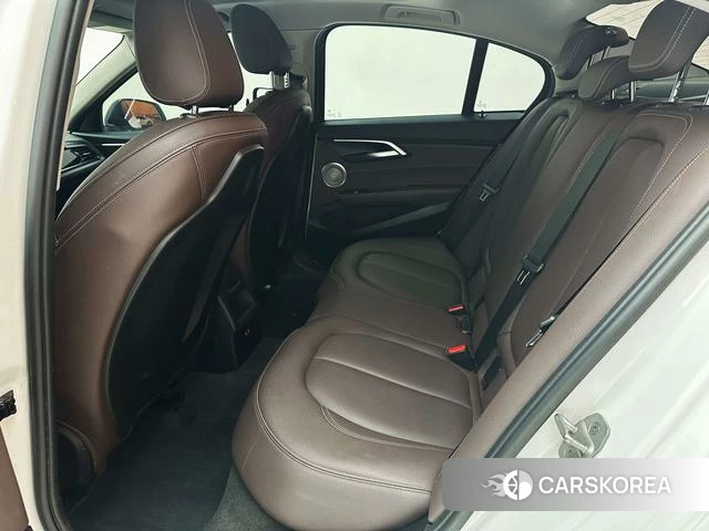 BMW 1 series id 4276742 из Китая 16