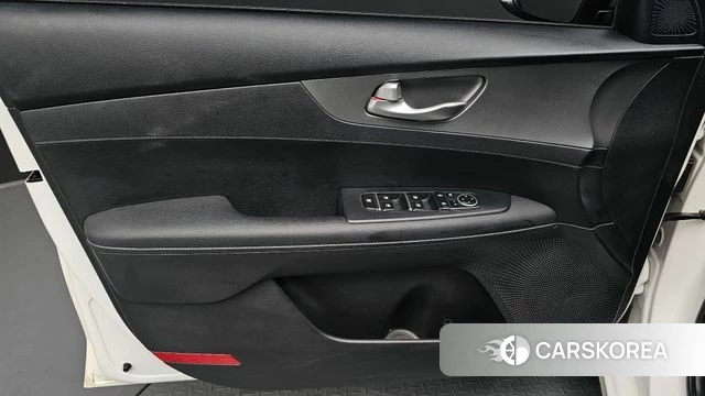 Kia Come New K3 id 4525539 из Кореи 16