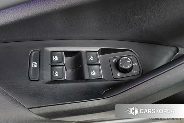 Volkswagen Sagitar id 4210410 из Китая 16