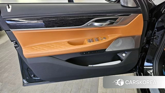 BMW 7 Series (G11) id 4316151 из Кореи 16