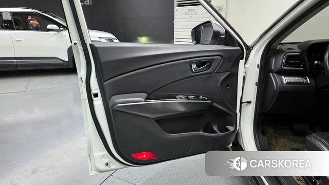 Ssangyong Tivoli Air id 4224840 из Кореи 16