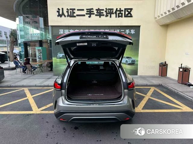Lexus RX id 4277384 из Китая 16