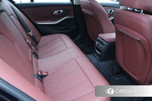 BMW 3 series id 3926965 из Китая 16