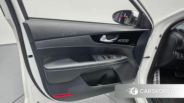 Kia The New K3 2nd generation id 4623557 из Кореи 16