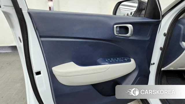 Hyundai Venue id 4382540 из Кореи 16