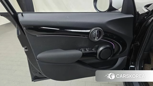 Mini Cooper id 4201682 из Кореи 16