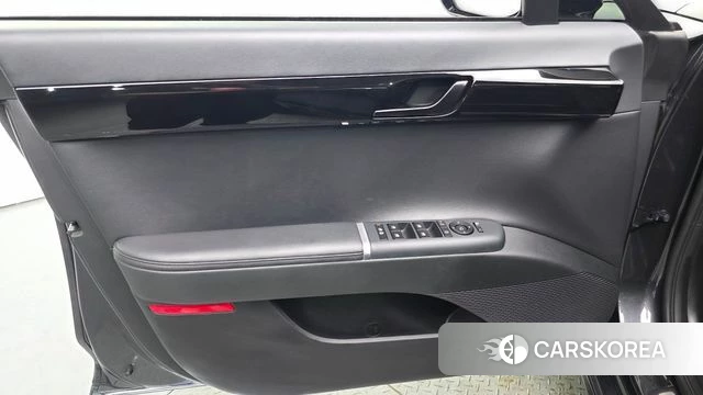 Hyundai Grandeur (GN7) id 4533336 из Кореи 16