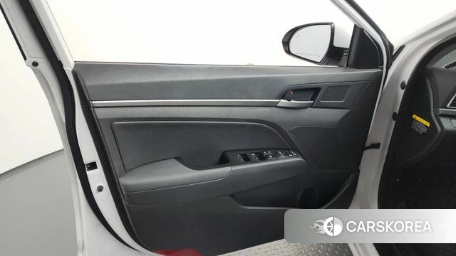 Hyundai Avante AD id 4397985 из Кореи 16