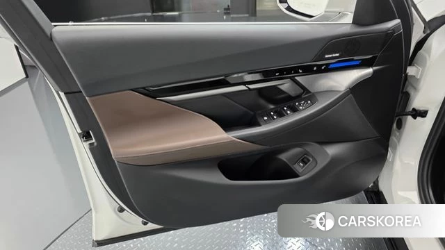 BMW 5 Series (G60) id 4186000 из Кореи 16