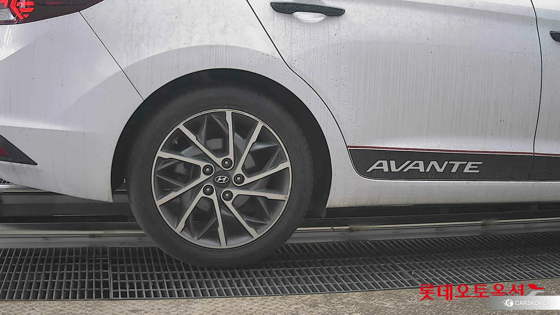 Hyundai Avante id 3869366 из Кореи 16