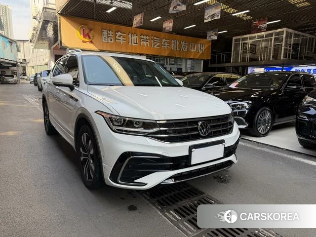 Volkswagen Tiguan L id 4275745 из Китая 16