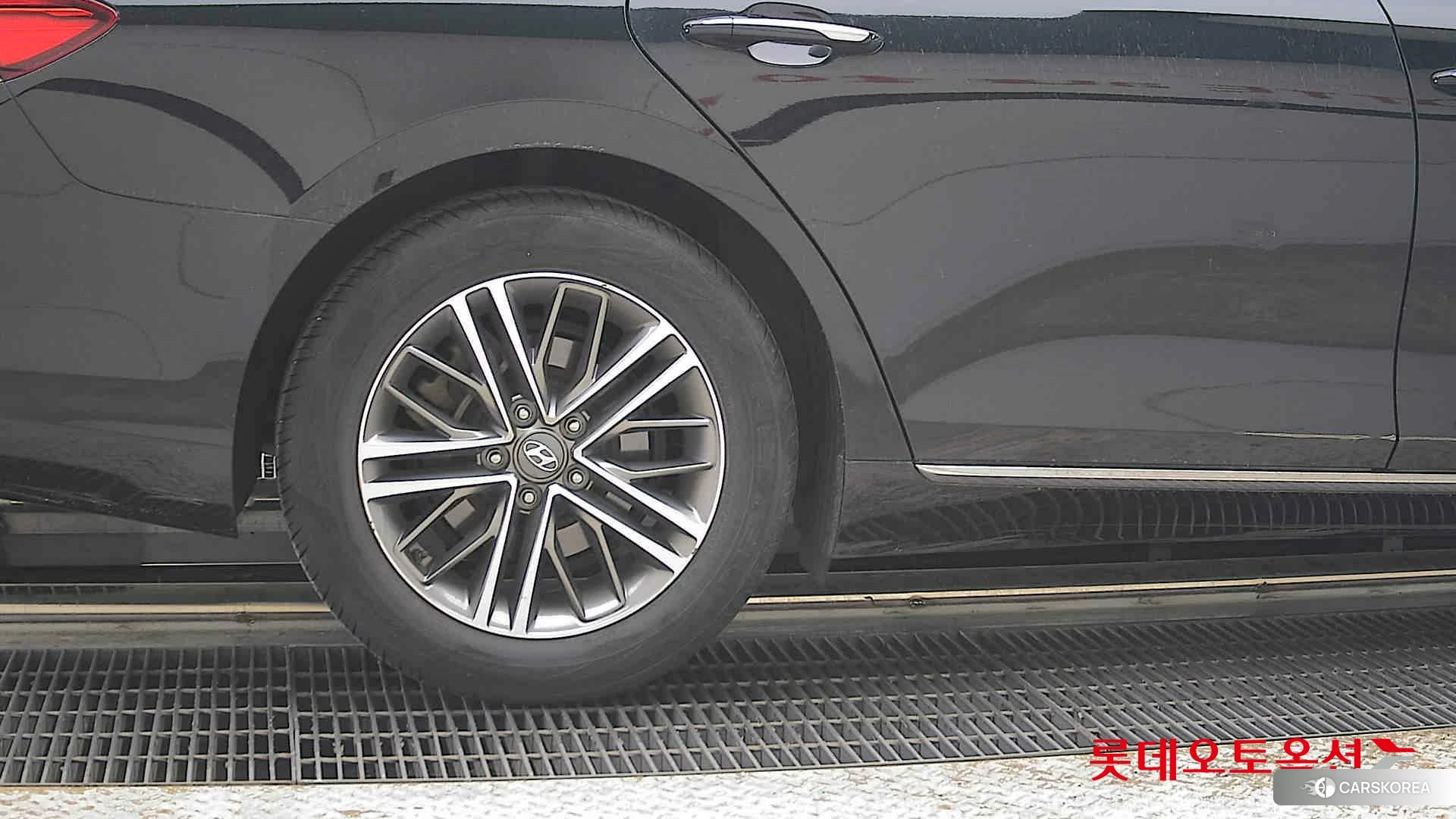 Hyundai Grandeur id 4296778 из Кореи 16