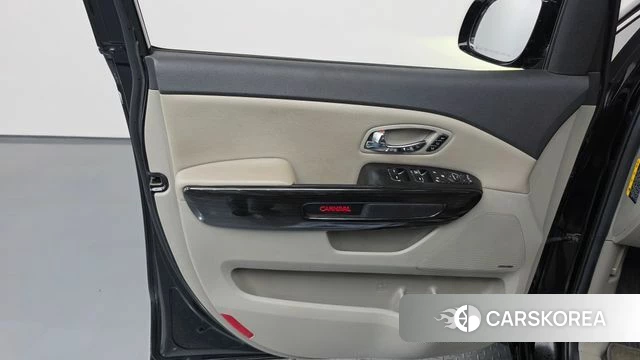 Kia The New Carnival id 4943902 из Кореи 16