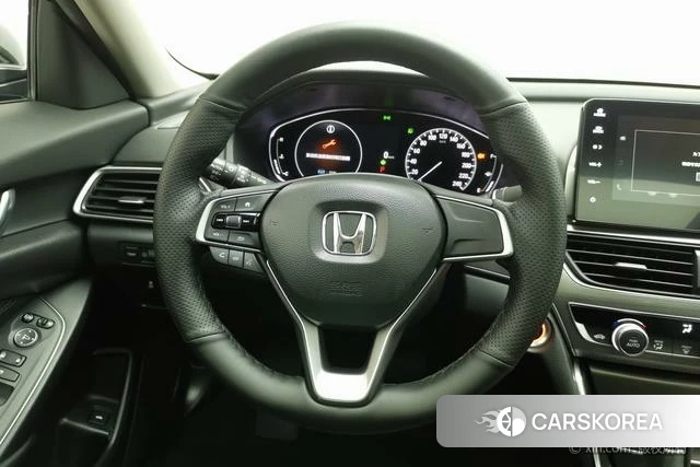Honda Accord id 4279023 из Китая 16