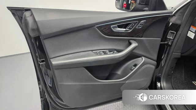 Audi Q8 (4M) id 4692586 из Кореи 16