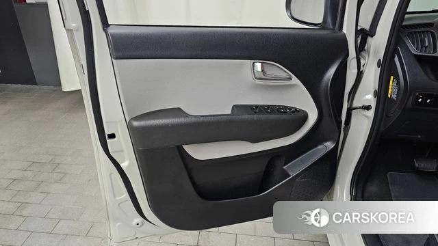Kia The New Kia Ray EV id 4879945 из Кореи 16