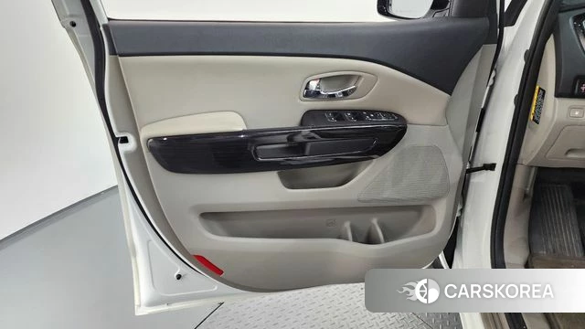 Kia The New Carnival id 4620054 из Кореи 16