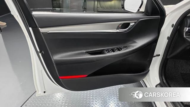 Hyundai The New Grandeur IG id 4268336 из Кореи 16