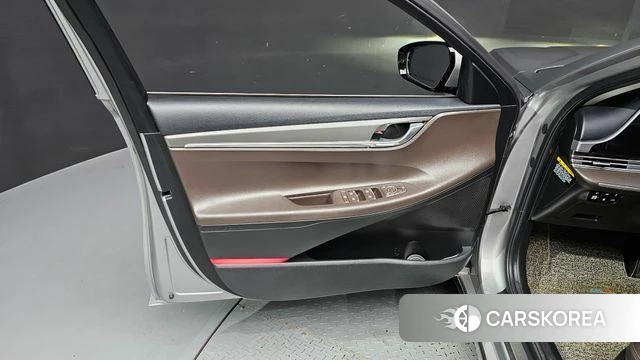 Hyundai The New Grandeur IG id 4339110 из Кореи 16