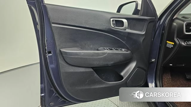 Hyundai Venue id 4595172 из Кореи 16