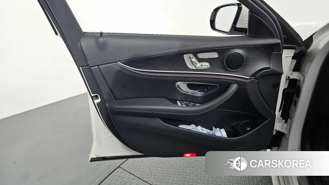Mercedes-Benz E-Class W213 id 4594450 из Кореи 16