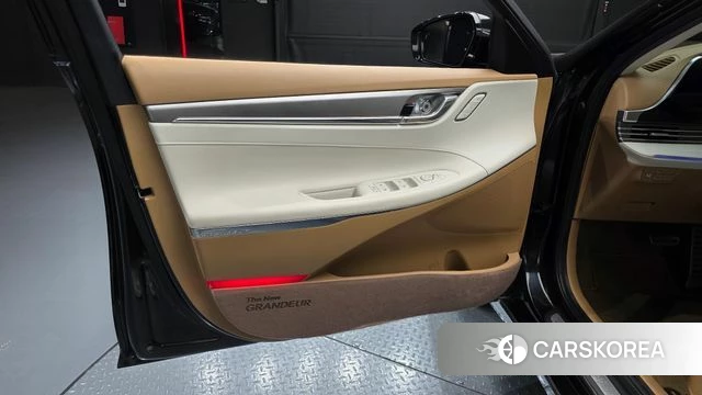 Hyundai The New Grandeur IG id 4769828 из Кореи 16