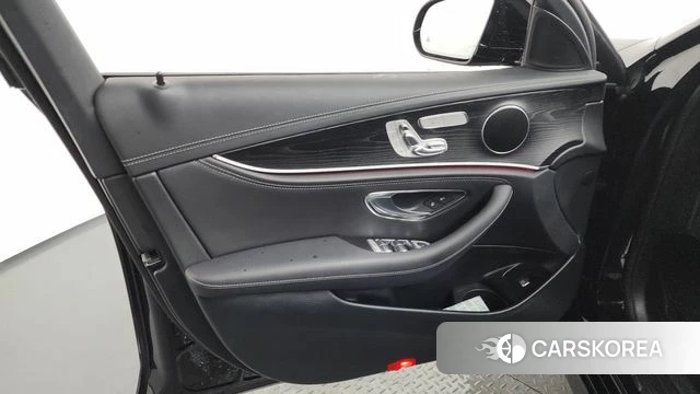 Mercedes-Benz E-Class W213 id 4609660 из Кореи 16